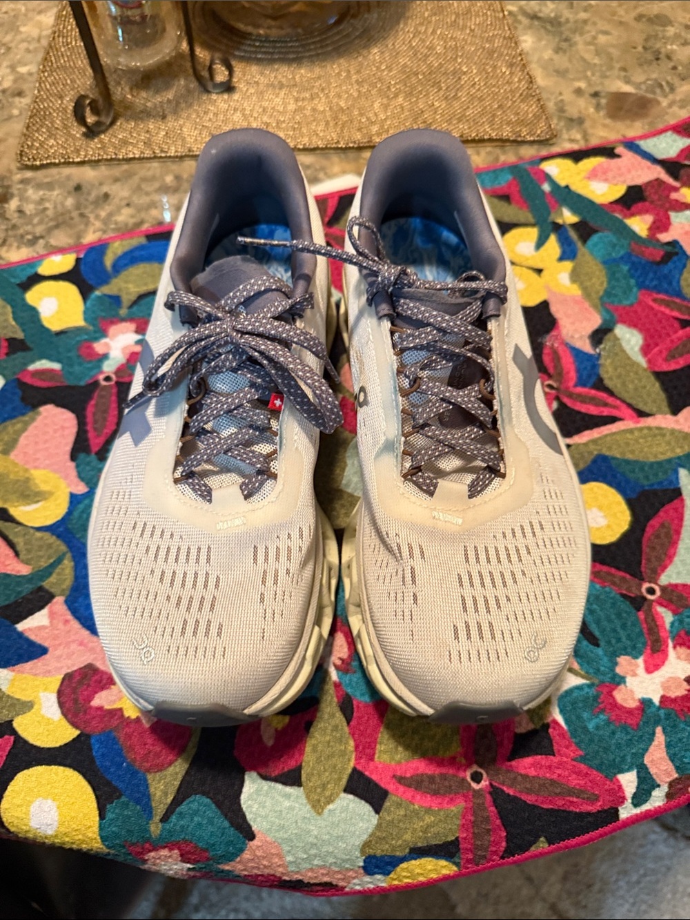 On Running Women's Light Gray and Lavender Lace-Up Running Sneakers